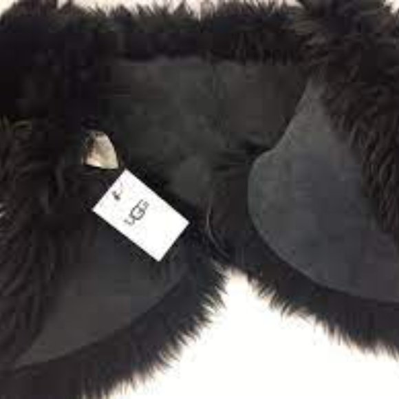 UGG Classic Sheepskin Shearling Shrug - Picture 3 of 3
